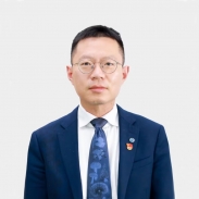 吴伟杰